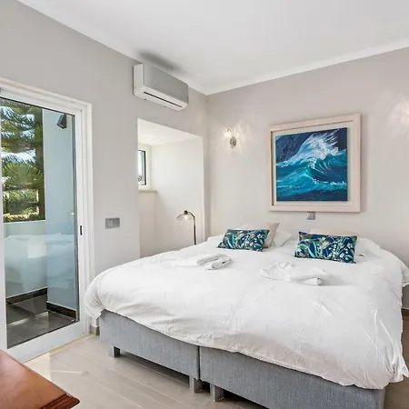 Villa Casa Del Mar Vilamoura Newly Renovated 3 Bedroom With Pool A C And Wifi *