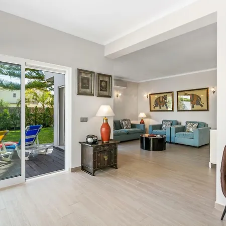 Casa Del Mar Vilamoura Newly Renovated 3 Bedroom With Pool A C And Wifi Villa