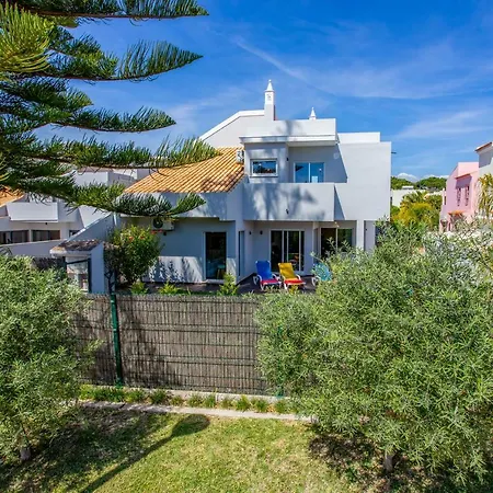 Casa Del Mar Vilamoura Newly Renovated 3 Bedroom With Pool A C And Wifi Villa