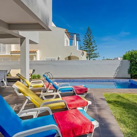 Vila Casa Del Mar Vilamoura Newly Renovated 3 Bedroom With Pool A C And Wifi
